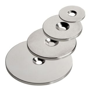 Metal disc with bore and counterbore 