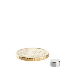 Kotoučové magnety z neodymu 6 mm x 3 mm | N45, axiální (paralelně k výšce)