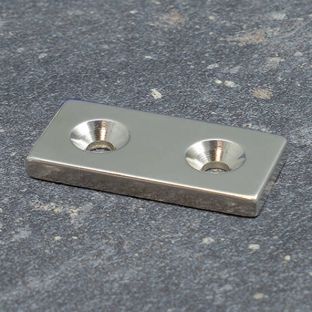 Block magnets neodymium with countersunk borehole 40 x 20 mm