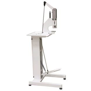 Knee lever press S.10 