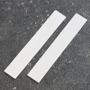 oboustranné lepicí proužky s čistým akrylátem, velmi silná přilnavost, snímatelné, 15 x 80 mm, tloušťka 1 mm 