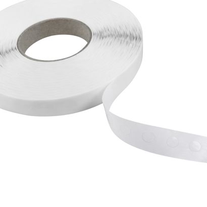 Lepicí body SuperDots na rol podmíněně snímatelný 