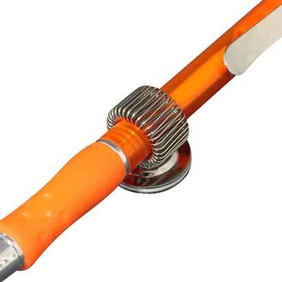 Pen holders, made of metal, magnetic 