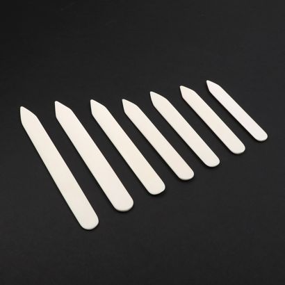 Bone folder, sharp 150 mm