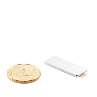 Kvádrové magnety z neodymu, samolepicí, poniklované 25 x 10 mm  | 1.5 mm