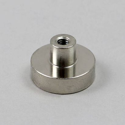 Hrncový magnet se závitovým pouzdrem, neodymový 20 mm | null