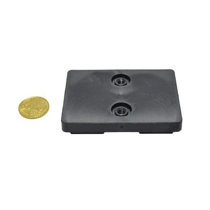 Pogumovaný magnet se dvěma vnitřními závity, obdélníkový 70 x 50 x 13 mm, přídržná síla 29 kg 70 x 50 mm   | 2x M5x4,9 mm   | černá  | 29 kg