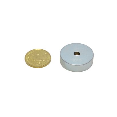 Hrncové magnety SmCo s otvorem a zapuštěním 25 mm