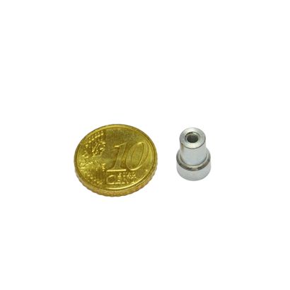 Hrncové magnety SmCo se závitovým pouzdrem 8 mm