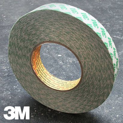 3M 9087, oboustranná PVC lepicí páska, bílá, akrylátové lepidlo s velmi silnou přilnavostí 25 mm