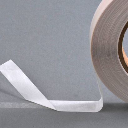Double-sided paper fleece adhesive tape with fingerlift, very strong adhesive, VS09-FL 6 mm | 50 m