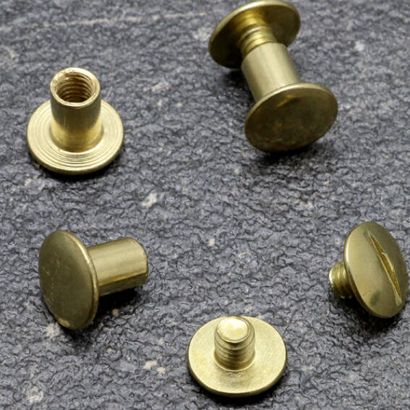 Knihařské šrouby, mosaz 9 mm | Objímka hladká, šroub s drážkou 